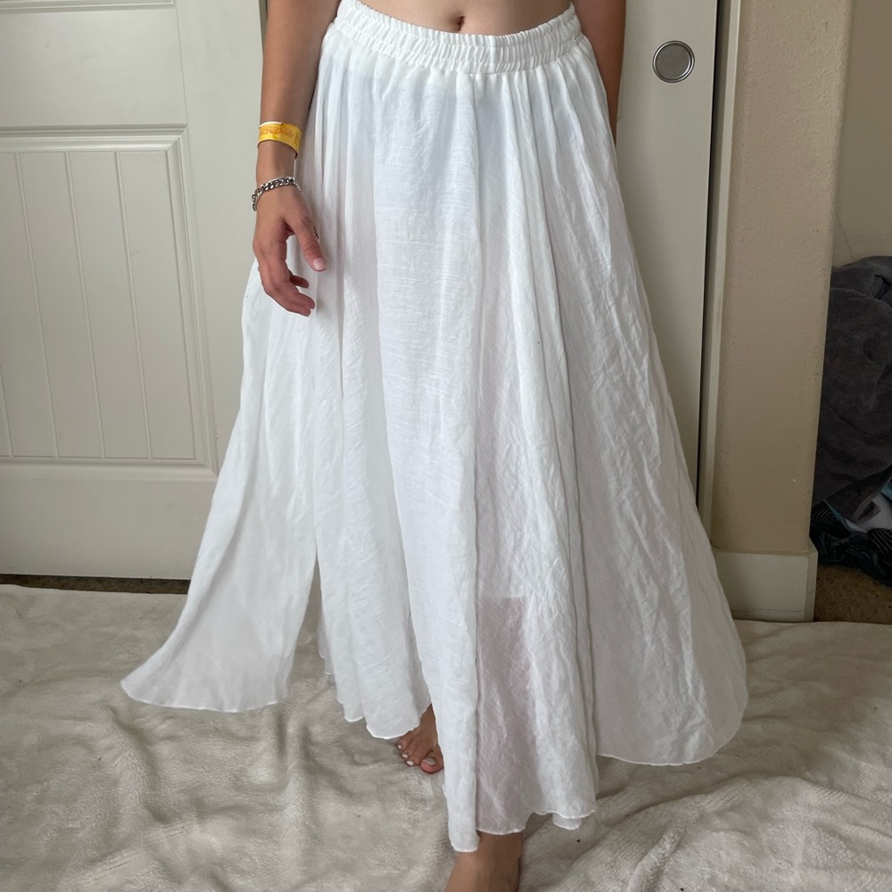 Momma Mia inspired white flowy skirt!